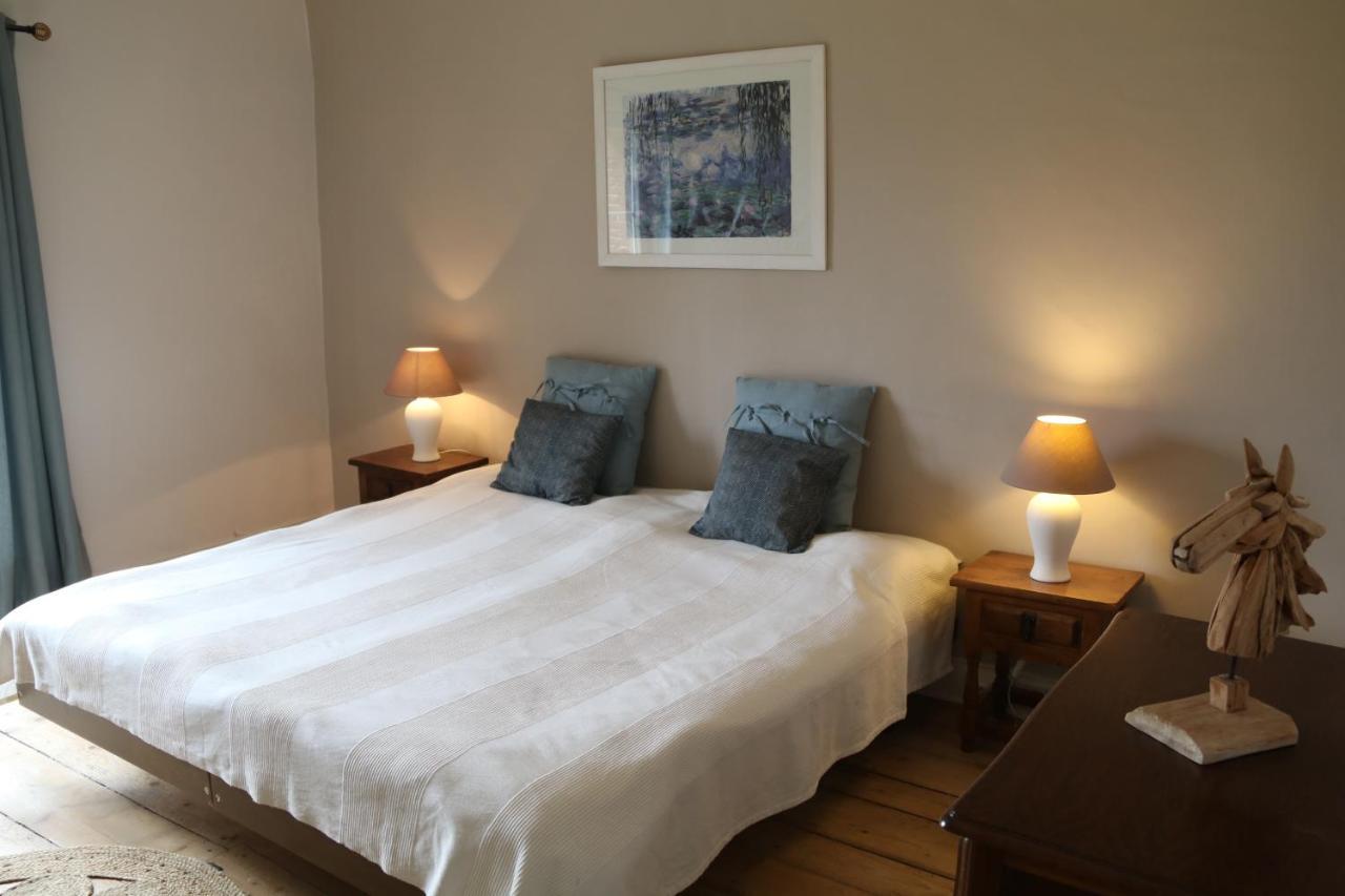 Bed and Breakfast Manoir Du Taillis Heugon Esterno foto